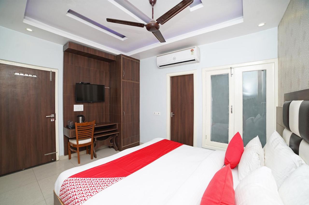 Oyo 39539 Hotel Vansh & Restaurant Kashipur Экстерьер фото